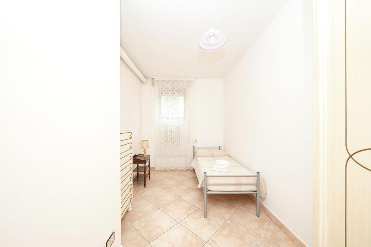 Appartamento Floriana Desenzano del Garda Eksteriør bilde